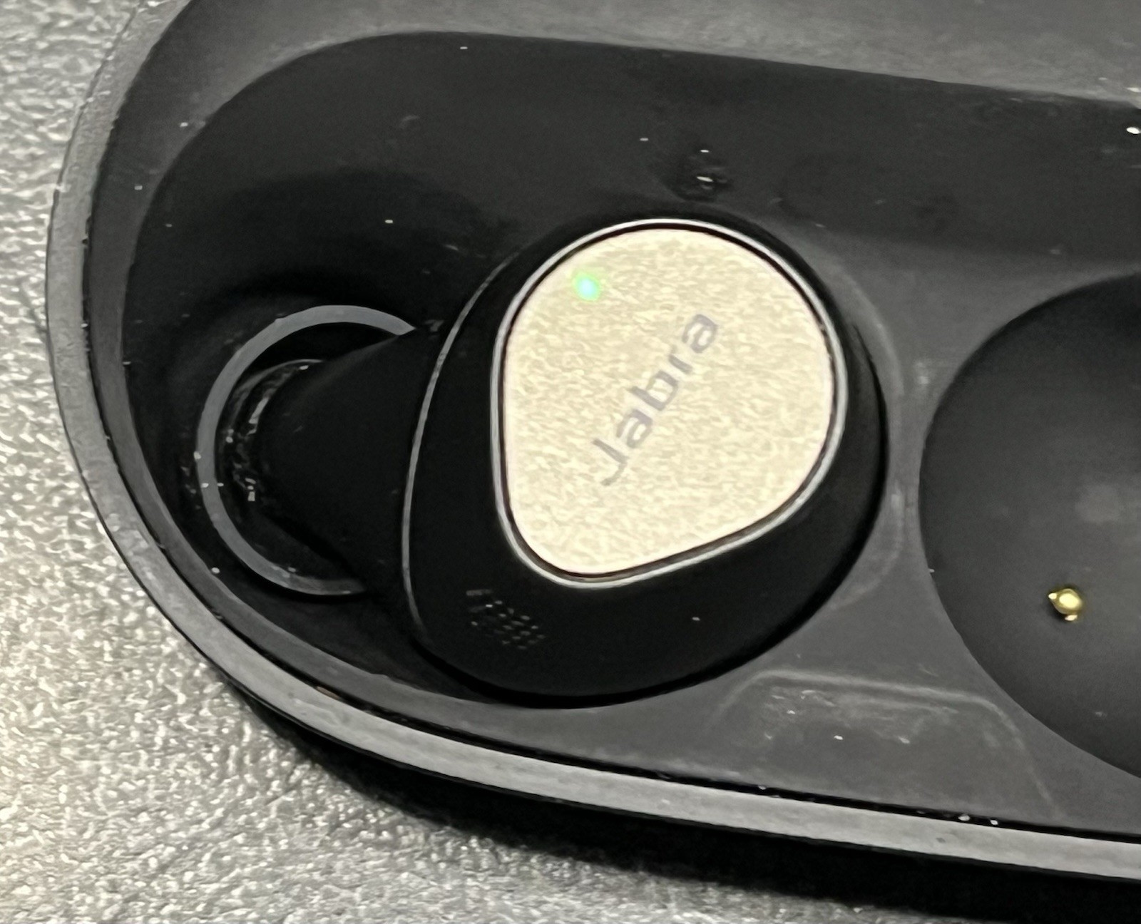 Jabra Elite Pro 7 Left Earbud And Charging Case