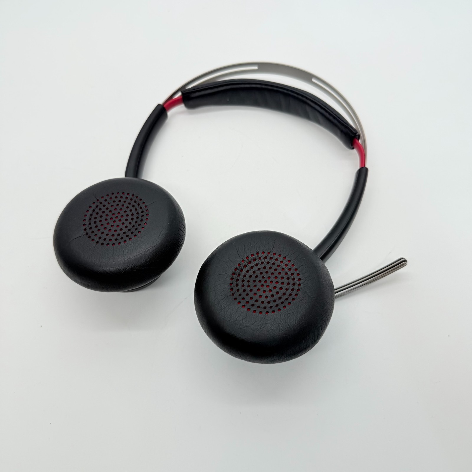 Plantronics Voyager Focus UC B825 Wireless Bluetooth Headset Only FREE S/H