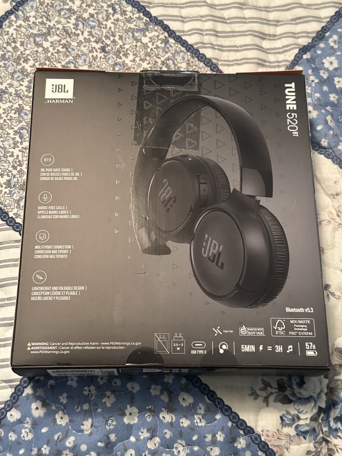 JBL Tune 520BT Wireless Bluetooth Headphones (Black)