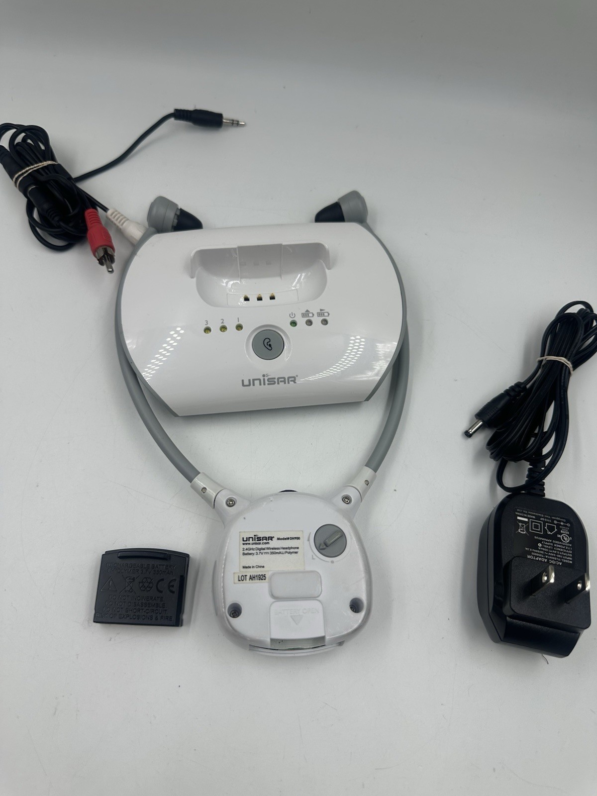 Unisar DH900 TV Listening System Hard of Hearing TV Amplifier White W/audio Cord