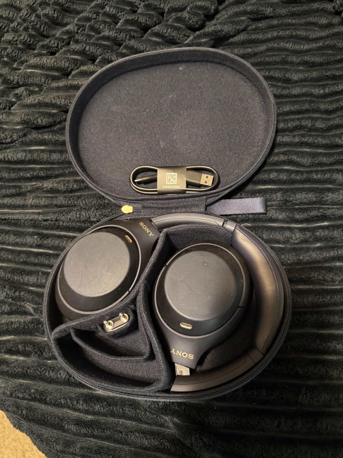 Sony WH-1000XM4 Wireless Headphones – Midnight Blue