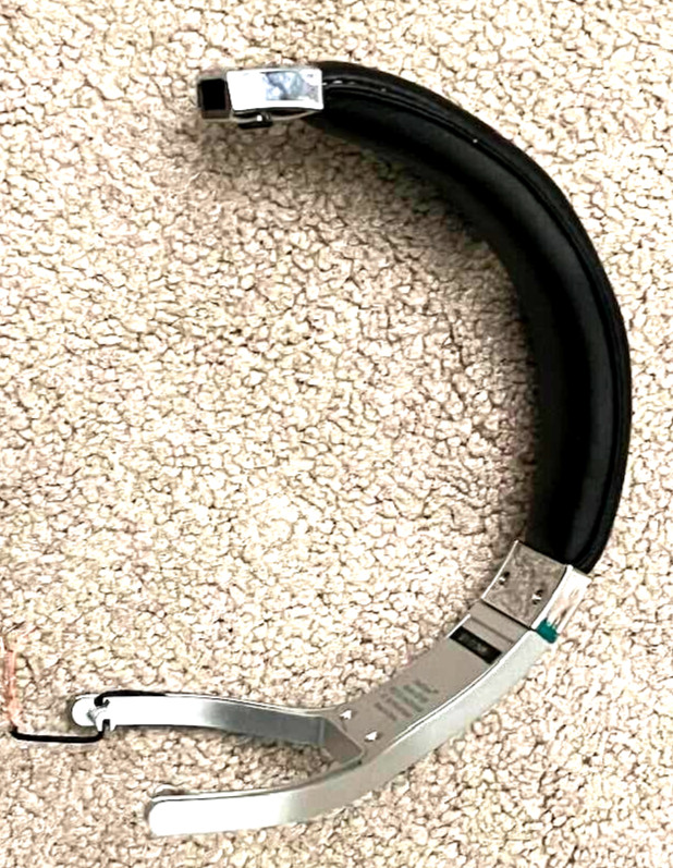 ORIGINAL REPLACEMENR ARCH / HOLDER FOR RAND MCNALLY CLEARDRYVE HEADPHONES SILVER