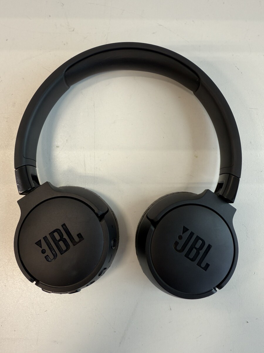 JBL TUNE 670NC BLUETOOTH HEADPHONES (P19013378)