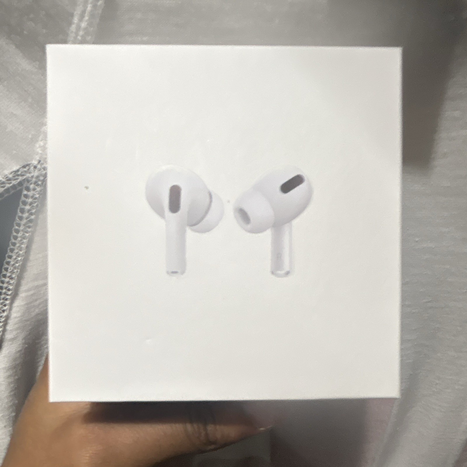 Apple AirPods 4 (ANC) In-Ear Earbuds Active Noise Cancellation Bluetooth White
