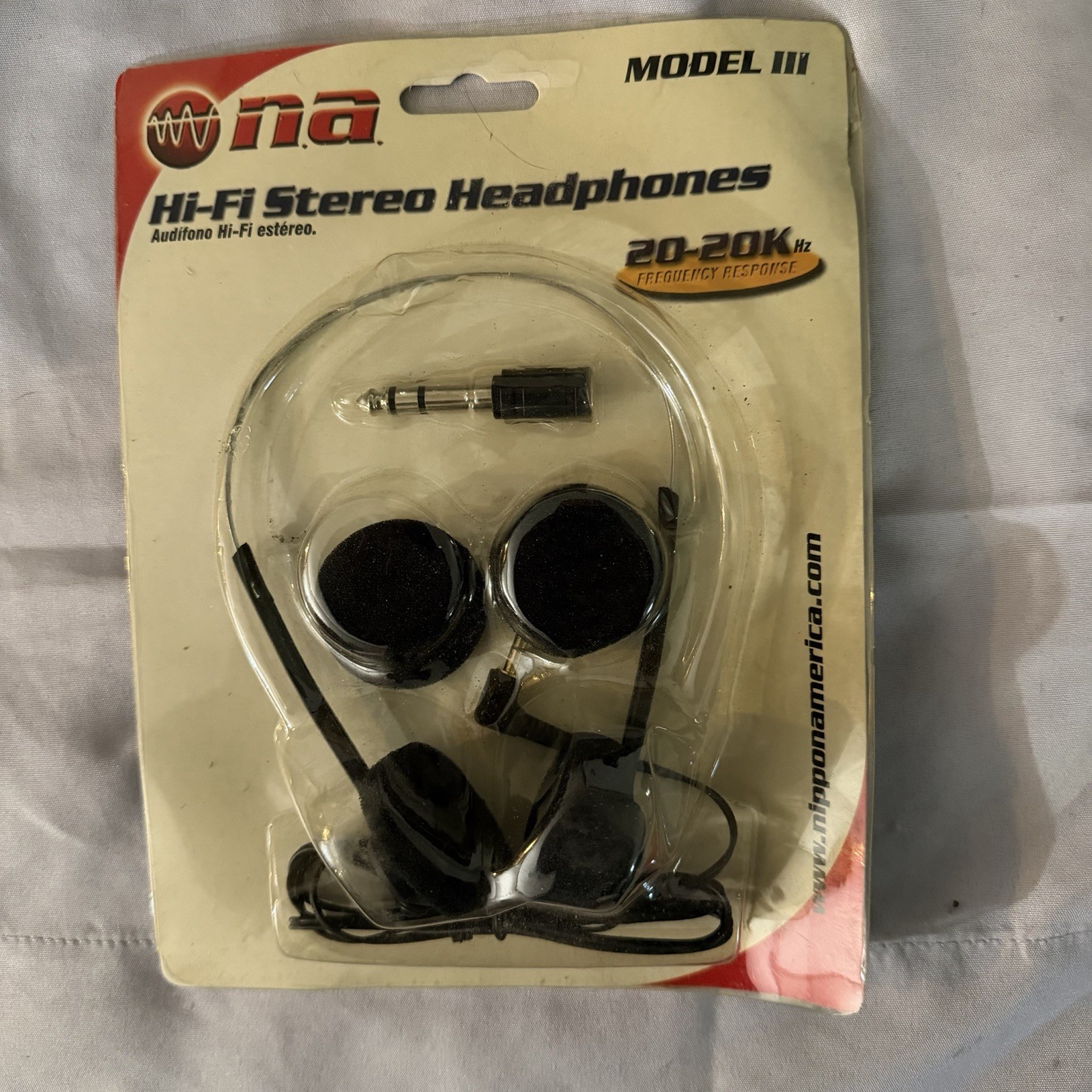 na MODEL III Hi-Fi Stereo Headphones 3.5mm Jack 20-20kHz 22-32ohm 1.2m Black
