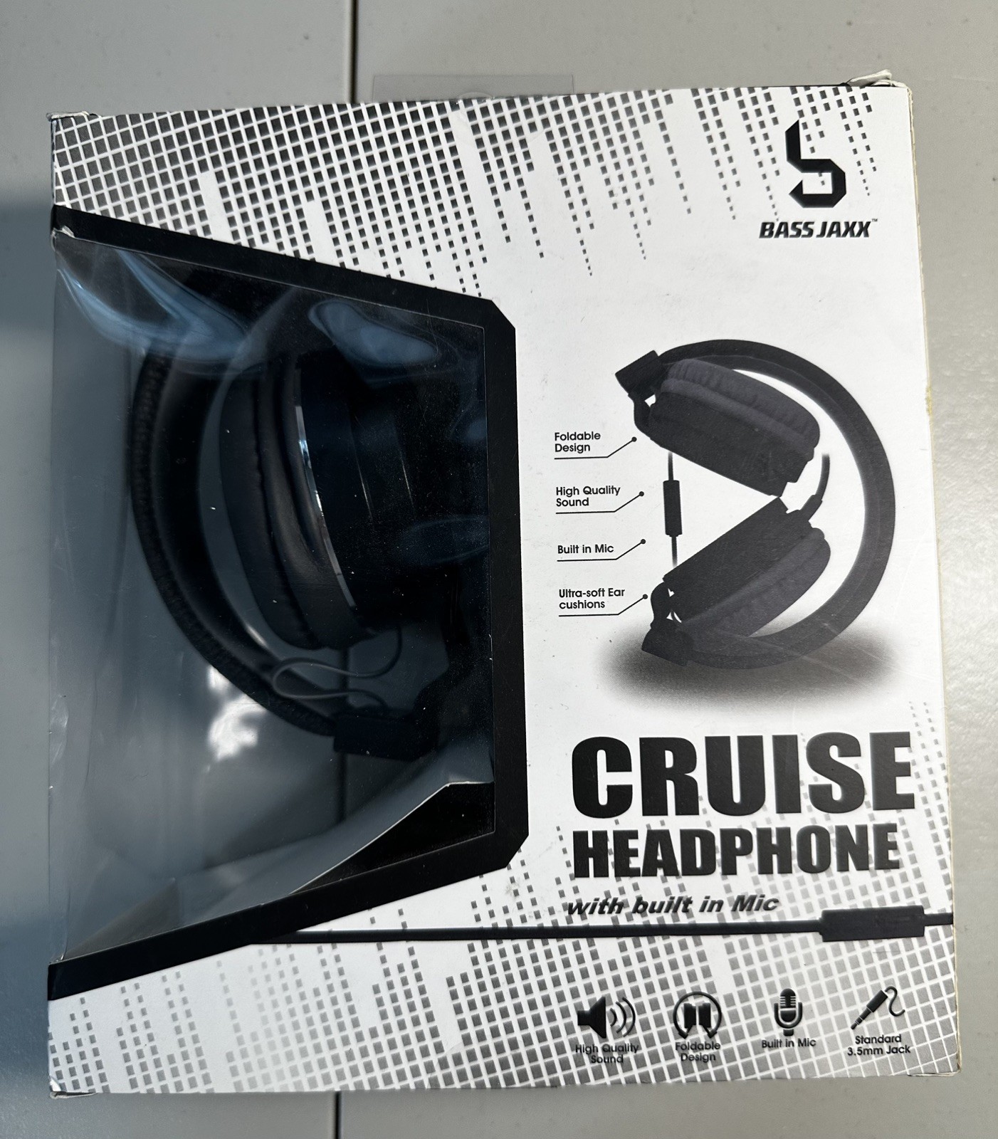 Cruise Headphones Bass Jaxx Built-In Microphone 32 ohms 40mm Black Brand new