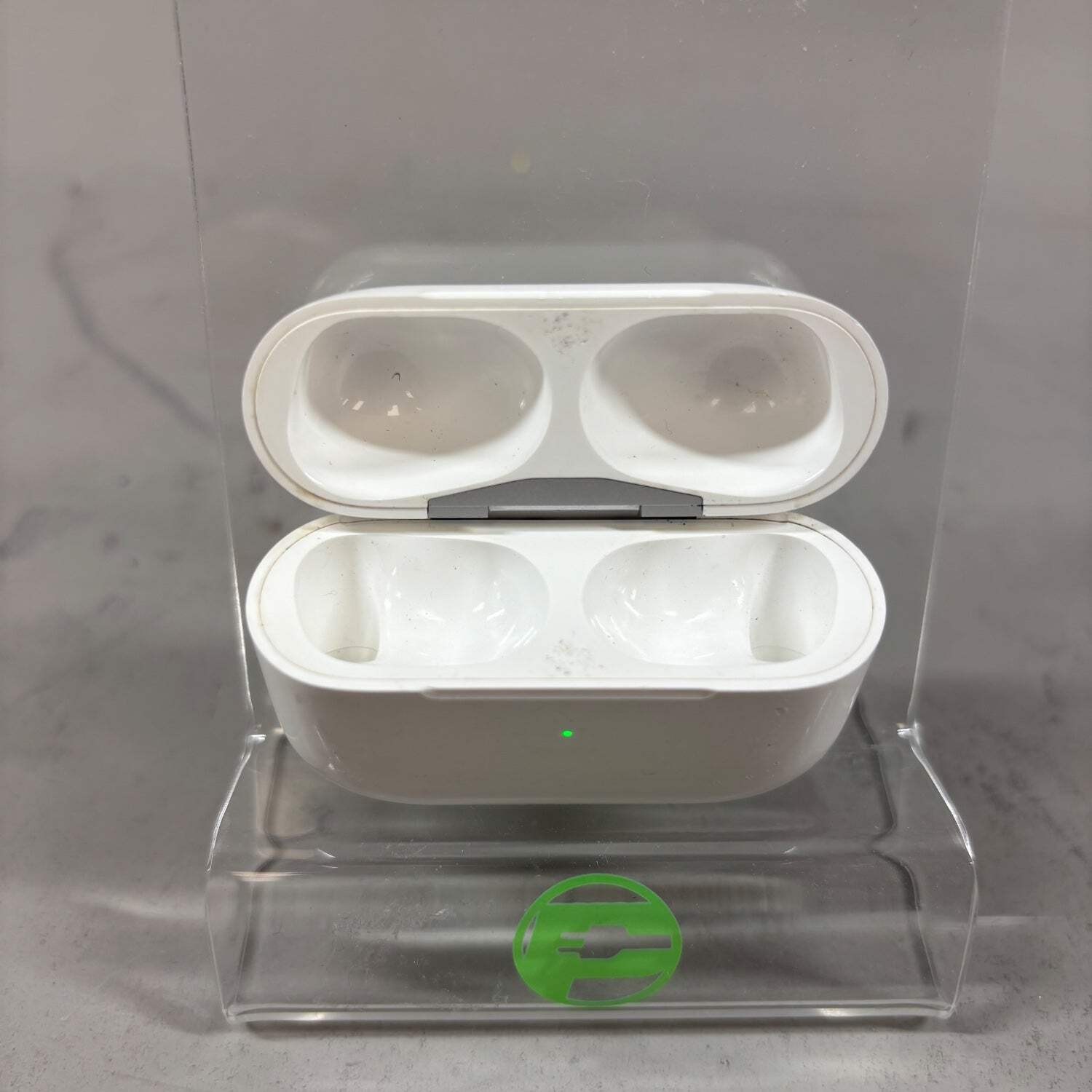 Apple AirPods Pro 3rd Gen with MagSafe Charging Case A2700
