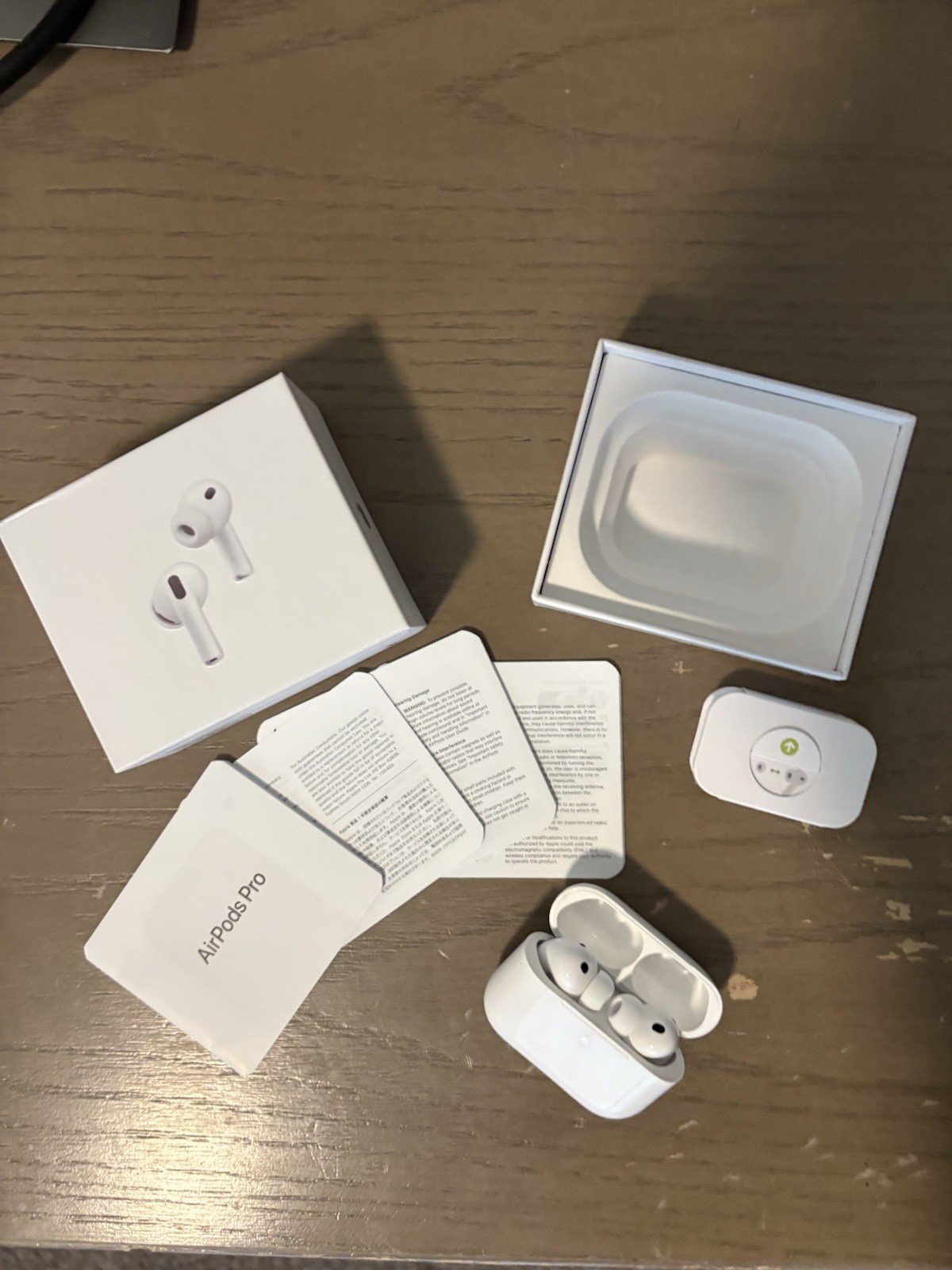 Apple AirPods Pro 3 MagSafe Case Bluetooth- AppleCare+