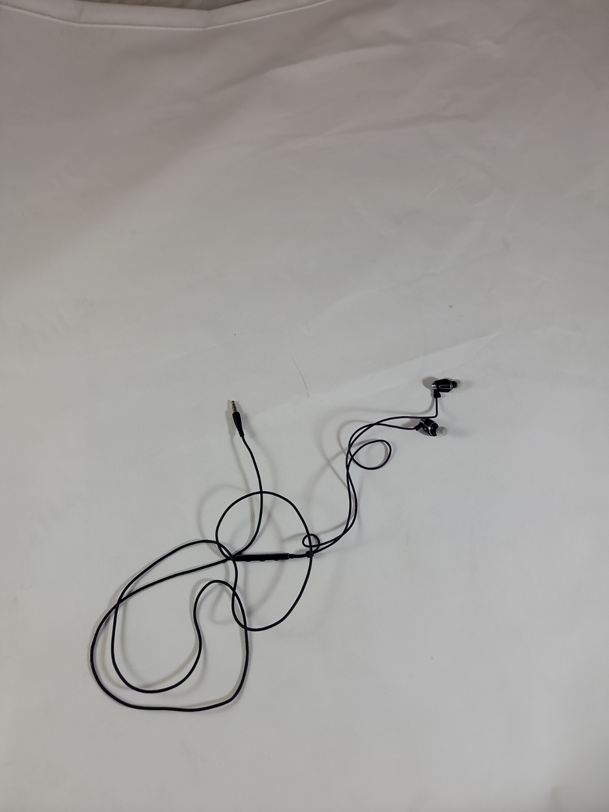 Klipsch Image S4i Noise Isolating Black Headphones -1st Gen Round Cable