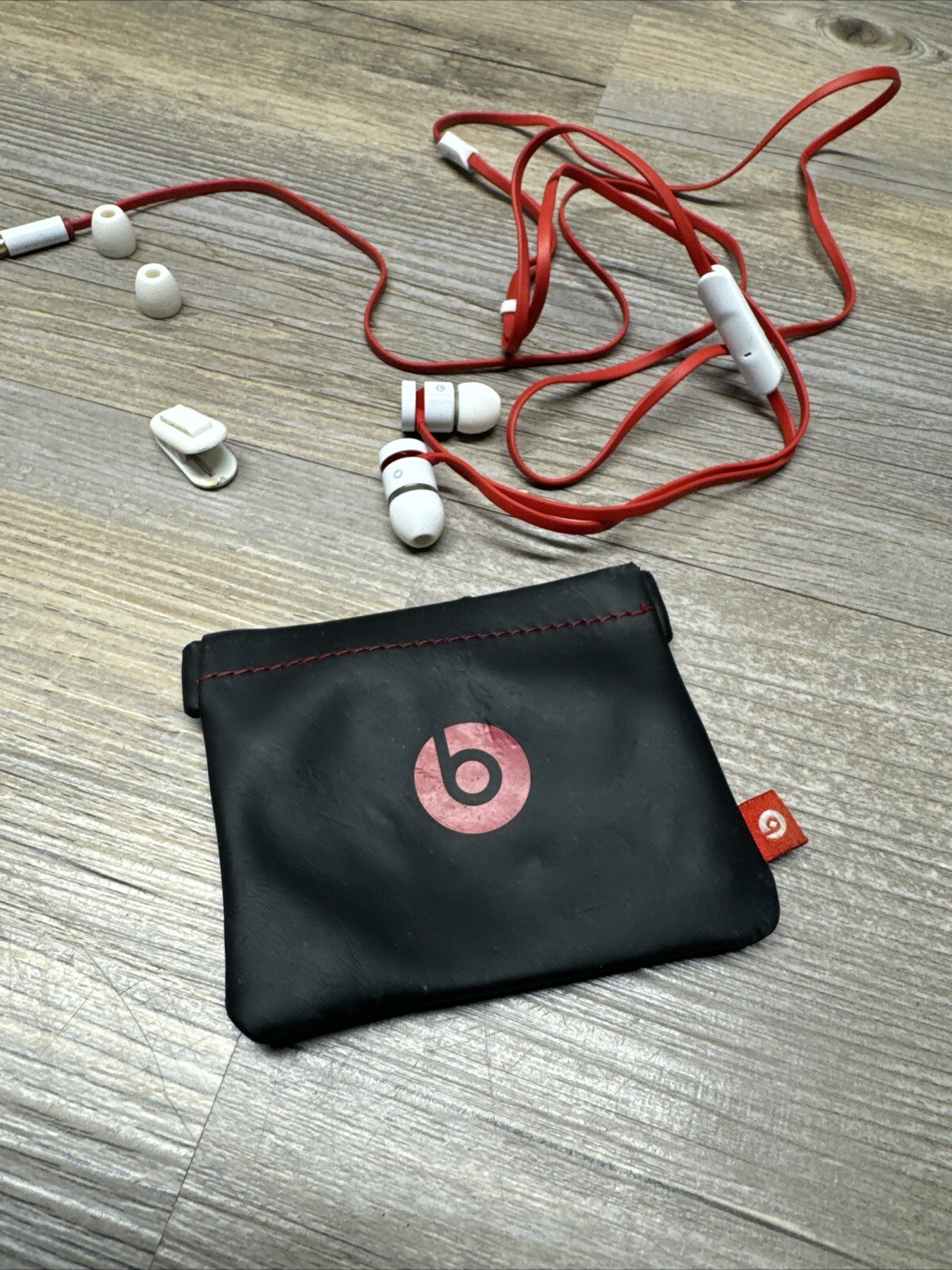 Beats By Dr. Dre Urbeats 2.0 In Ear Headphone Red/White Color