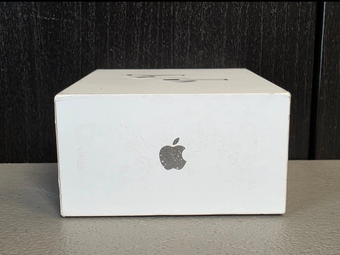 Apple AirPods Pro White In-Ear Wireless Bluetooth Earbuds MFHP4LL/A