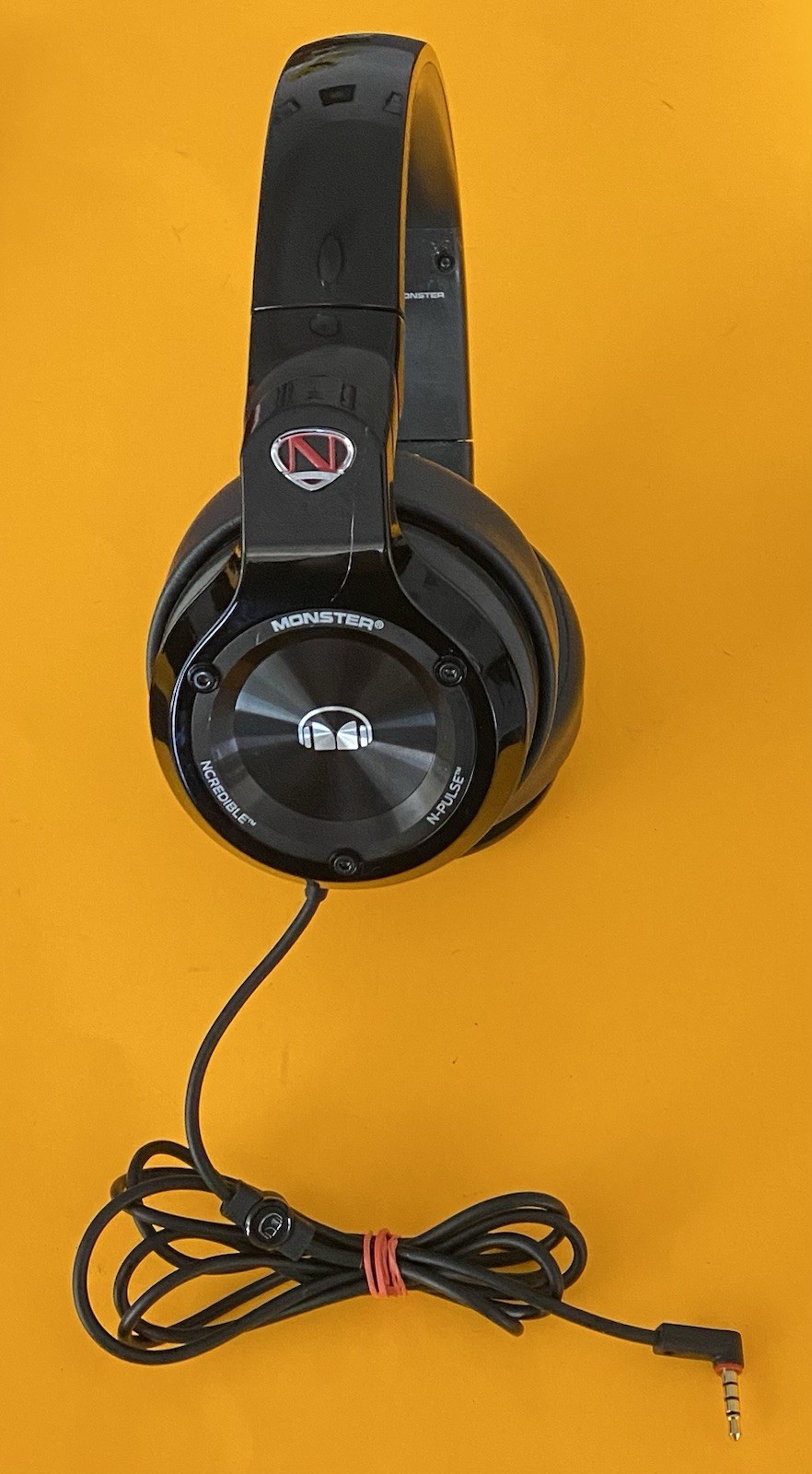 Monster NCredible N-Pulse Over-Ear Wired Headphones Black Working