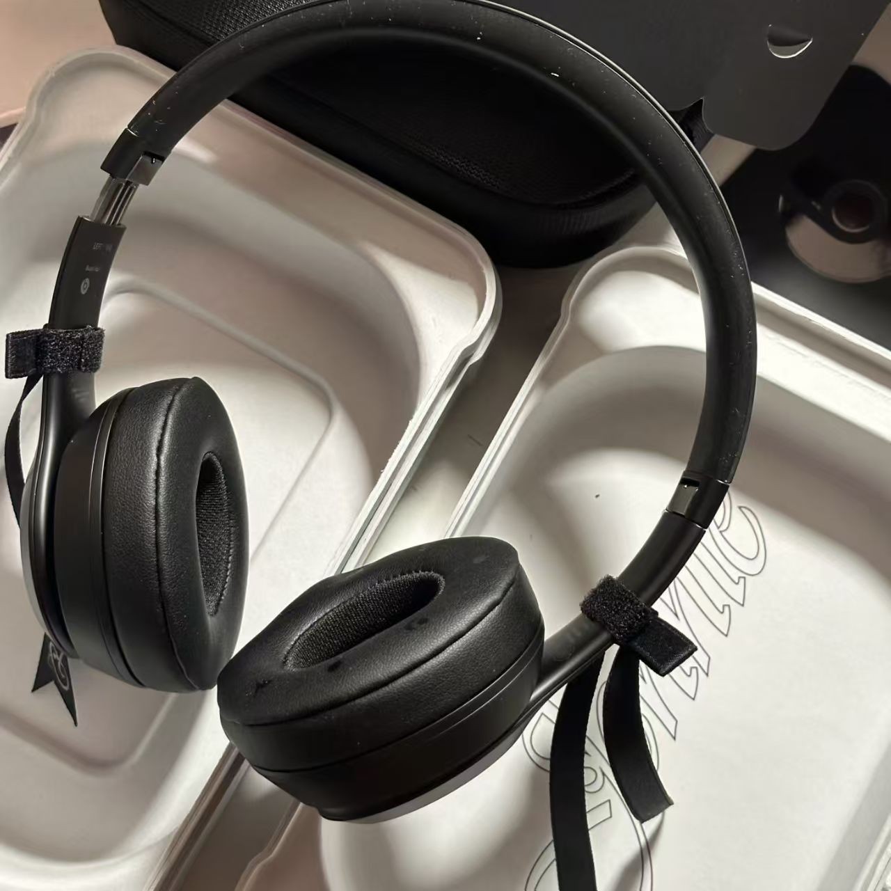 LIMITED Solo 4 Jennie Edition Onyx Black BLACKPINK Rare Headphones