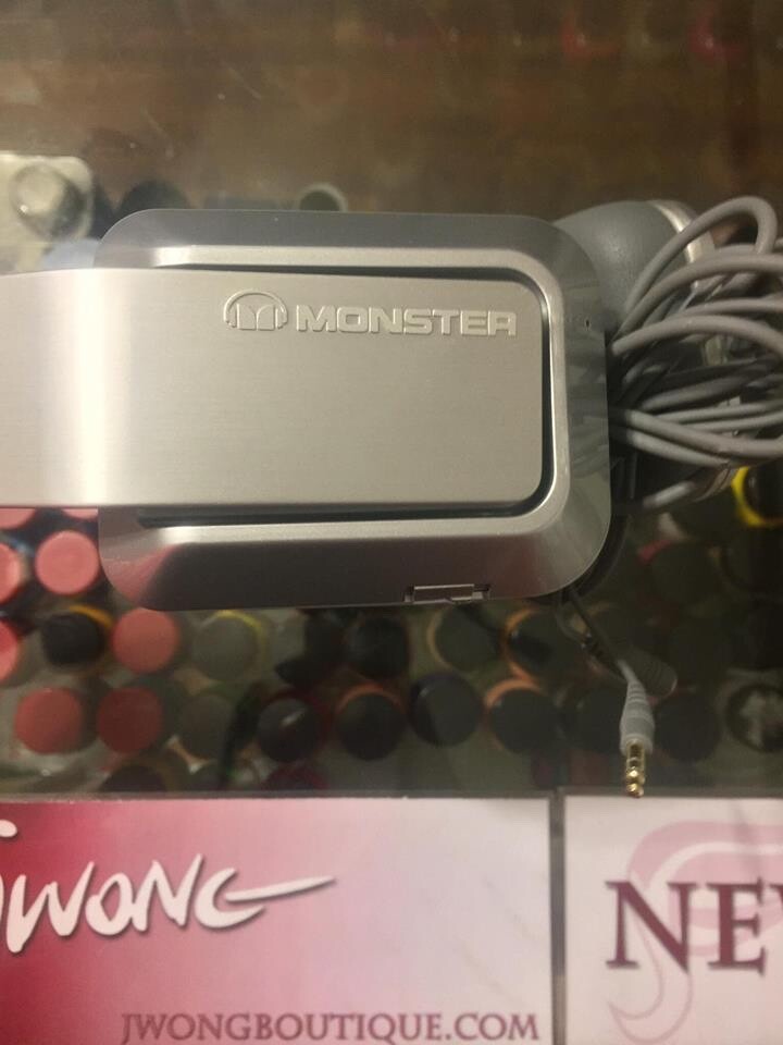 2012 Monster Inspiration Headphone Silver