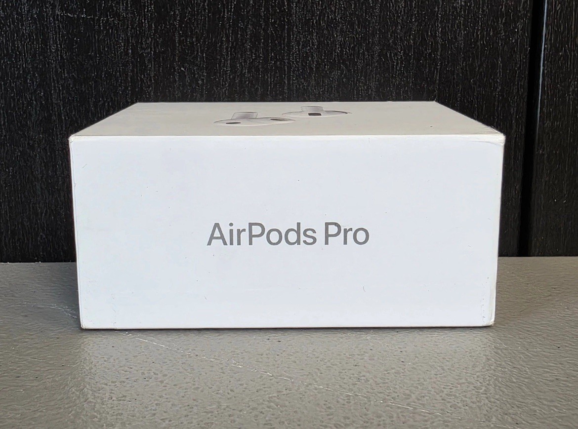 Apple AirPods Pro White In-Ear Wireless Bluetooth Earbuds MFHP4LL/A