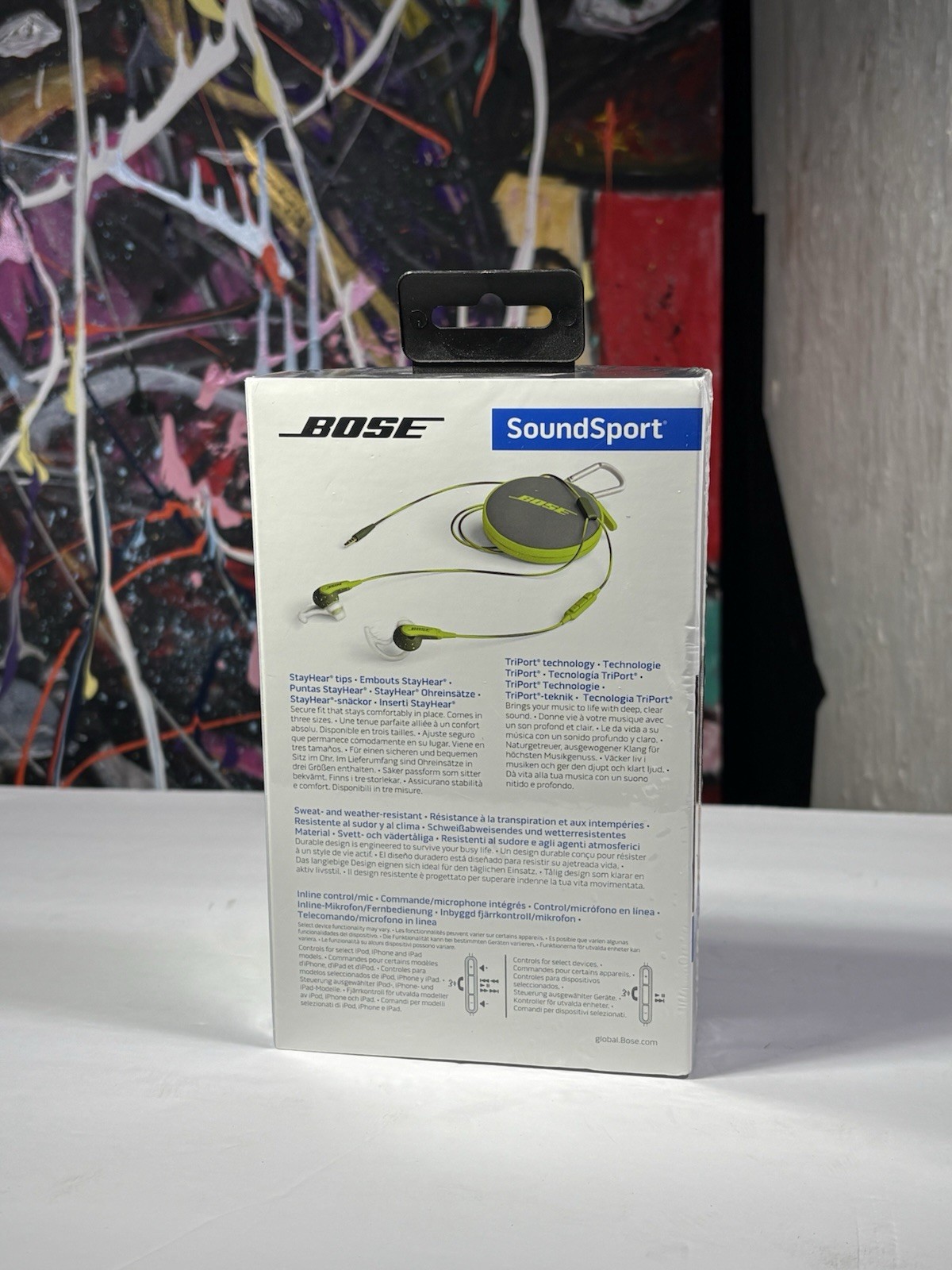 BOSE SoundSport in-ear headphones Wired Apple Controls Green / Grey NEW
