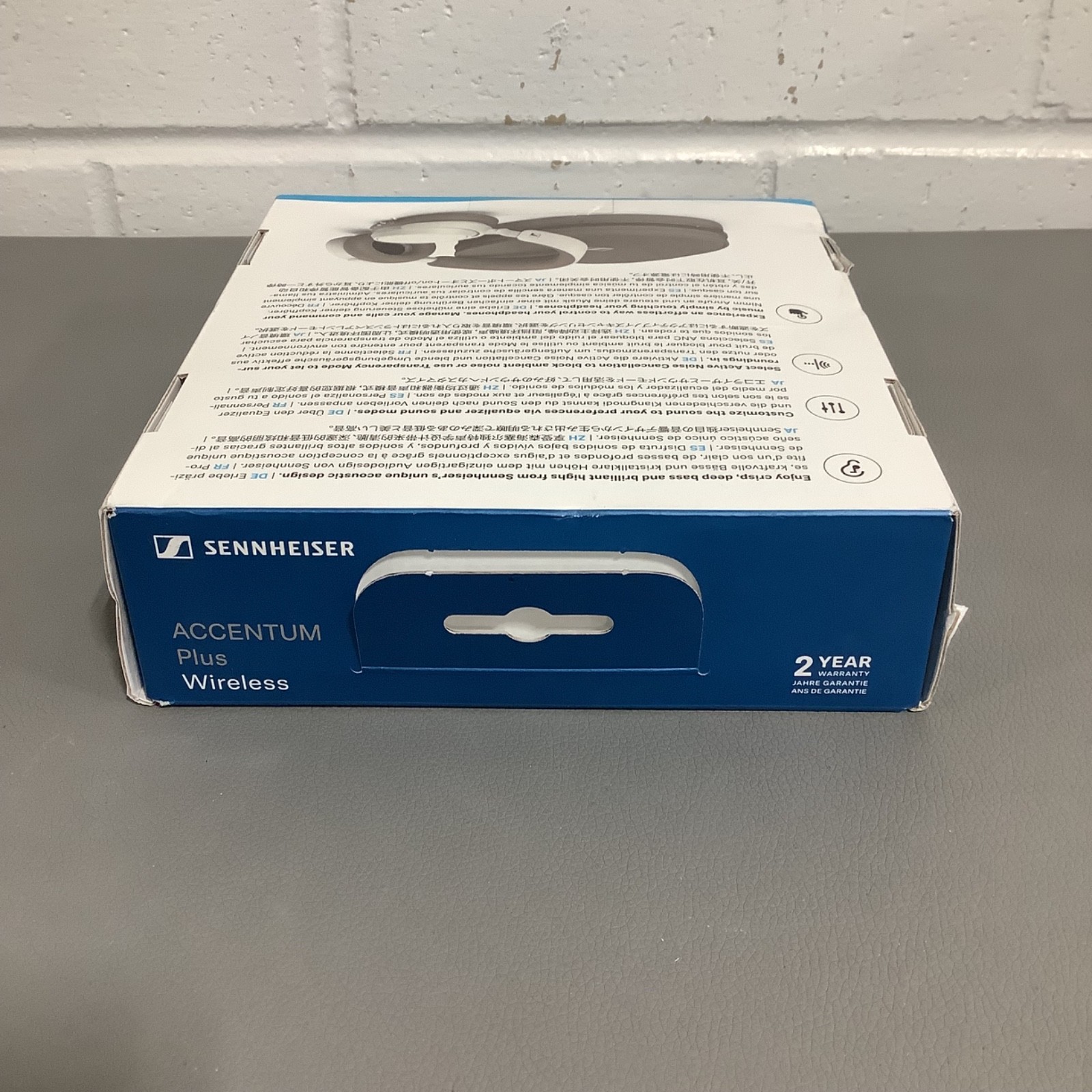 Sennheiser Accentum Plus Wireless Headphones