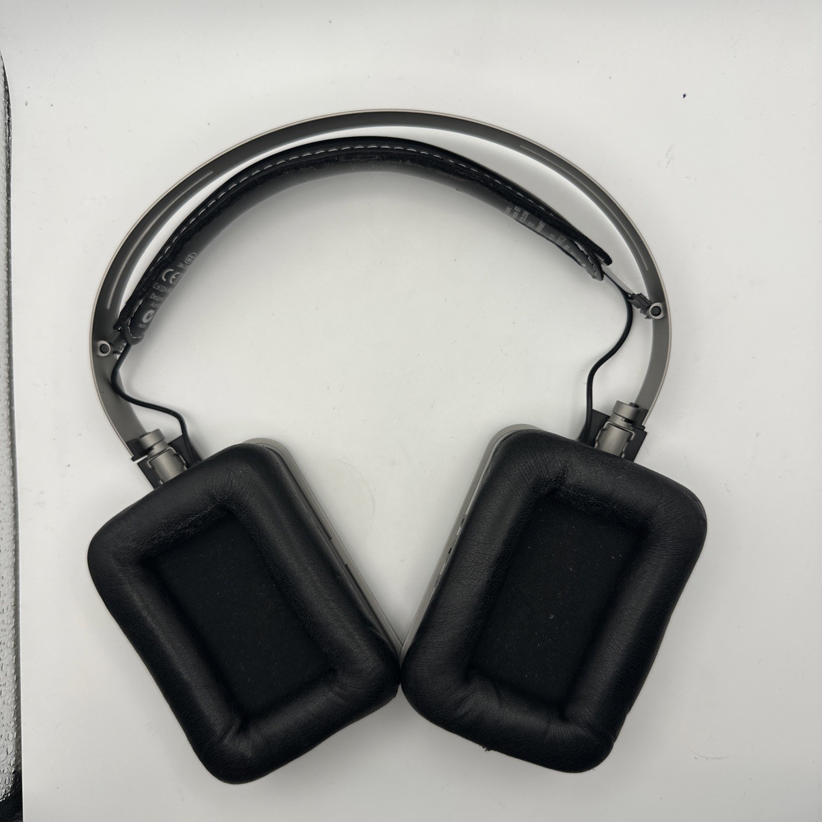 harman/kardon CL Headband Headphones – Silver/Black