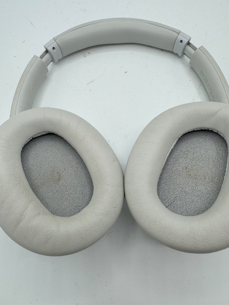 Sony WH-CH720N Wireless Noise Canceling Bluetooth Headphones White