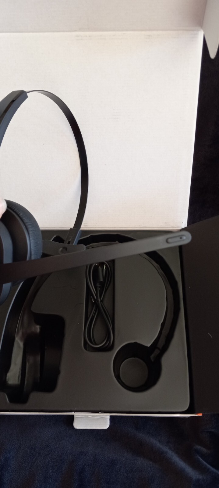 TaoTronics Bluetooth Headset with Microphone, Wireless Headset with USB Adapter