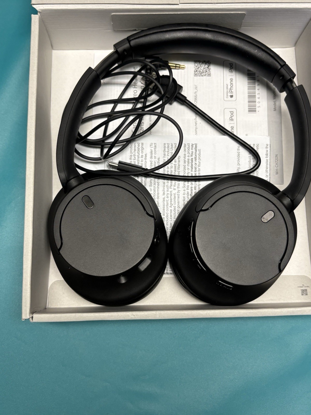 Sony WH-CH720N Black Wireless Bluetooth