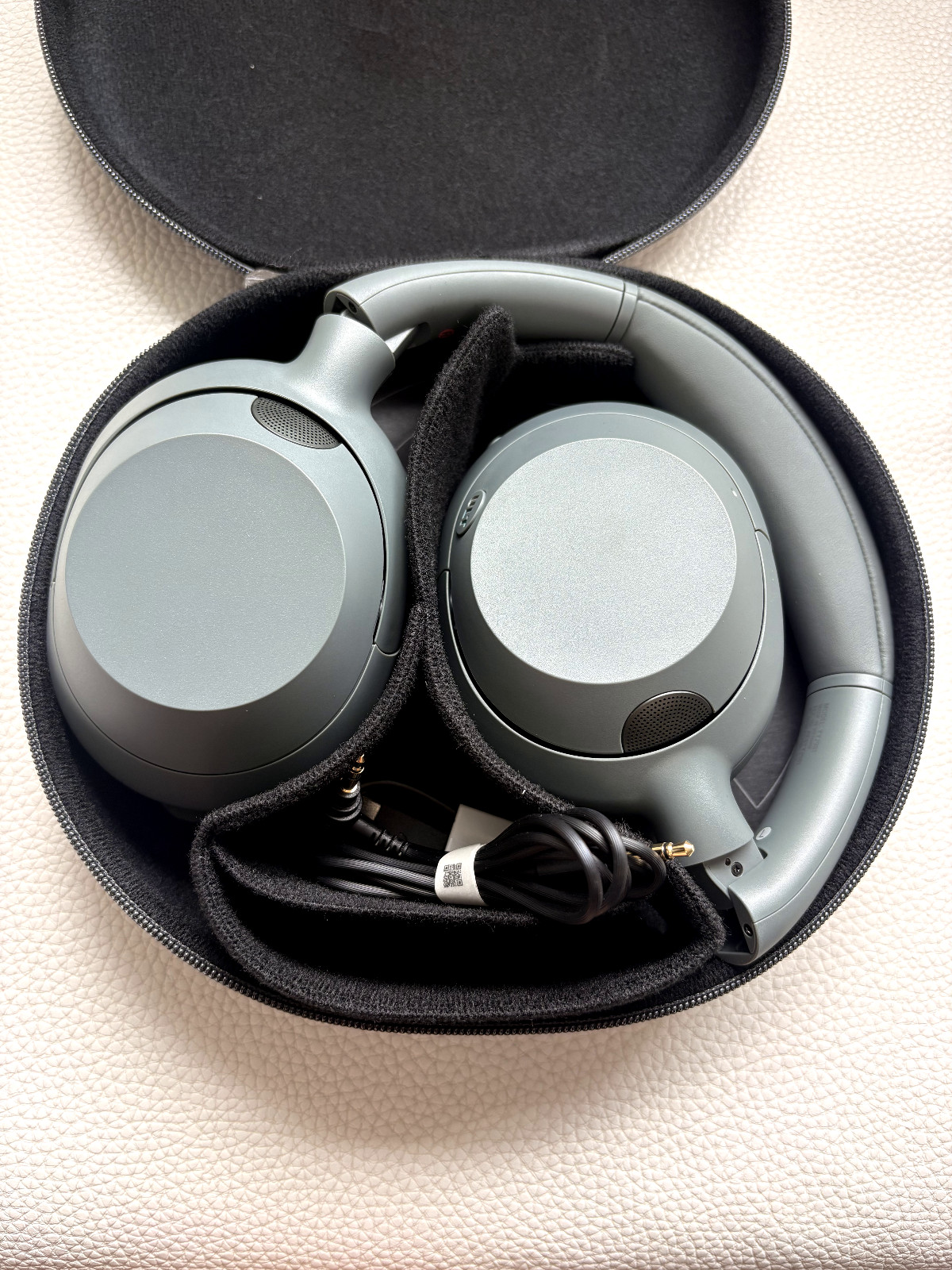 Sony ULT WEAR WH-ULT900N Wireless Noise Cancelling Bluetooth Headphones Gray