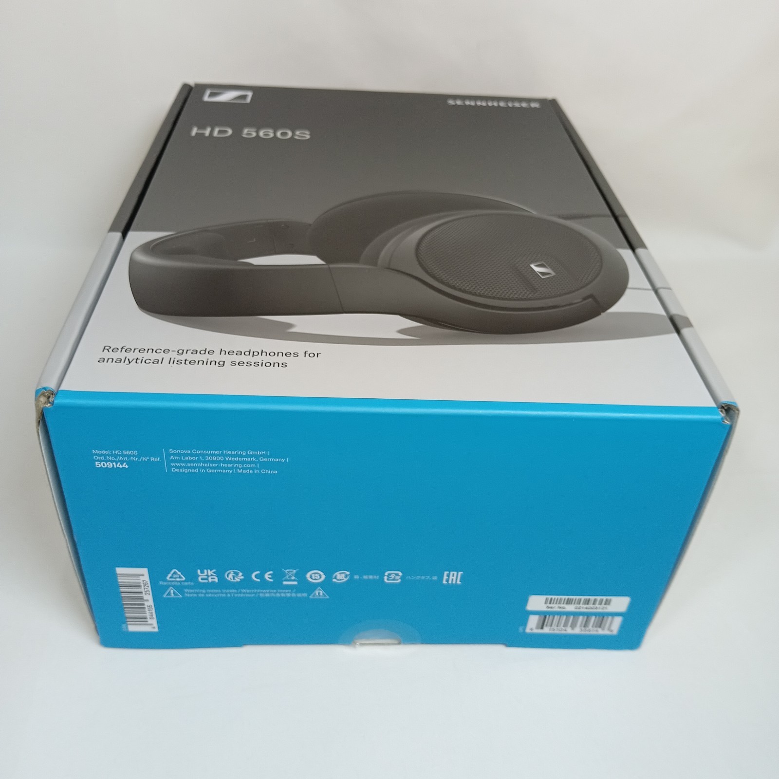 Sennheiser HD560S Over-The-Ear Audiophile Headphones Dynamic Open Type NEW