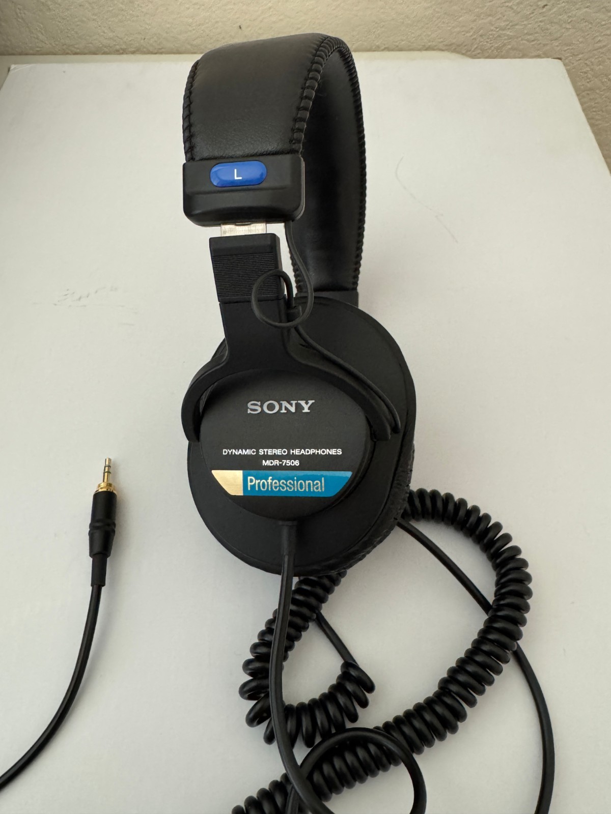 Sony Professional Mdr7506 Sound Monitor Headphones