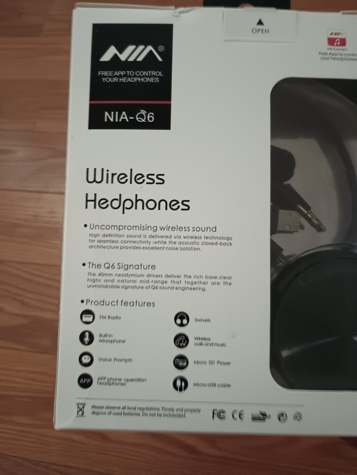 NIA Headphone Lot