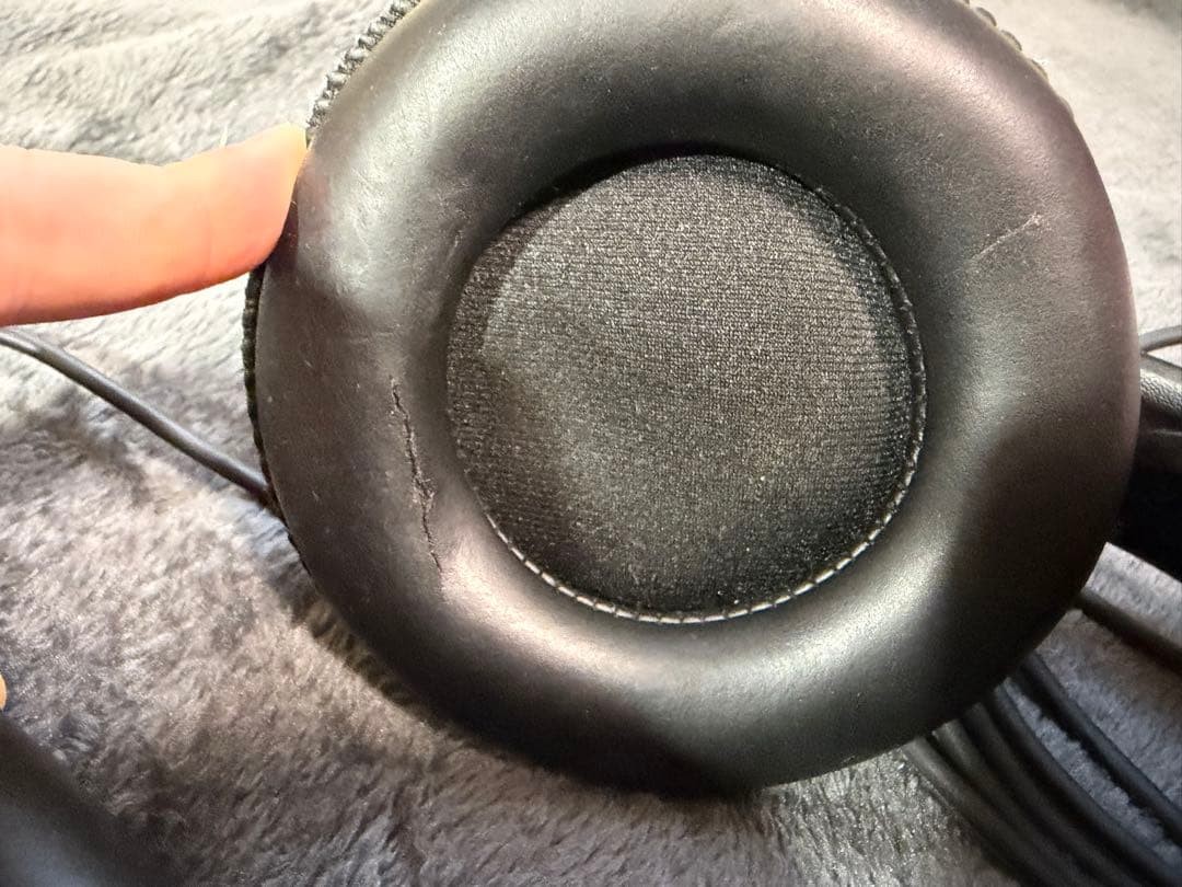 AKG K240 Headphones Black Open Back Semi Open Used Studio Monitor Audio