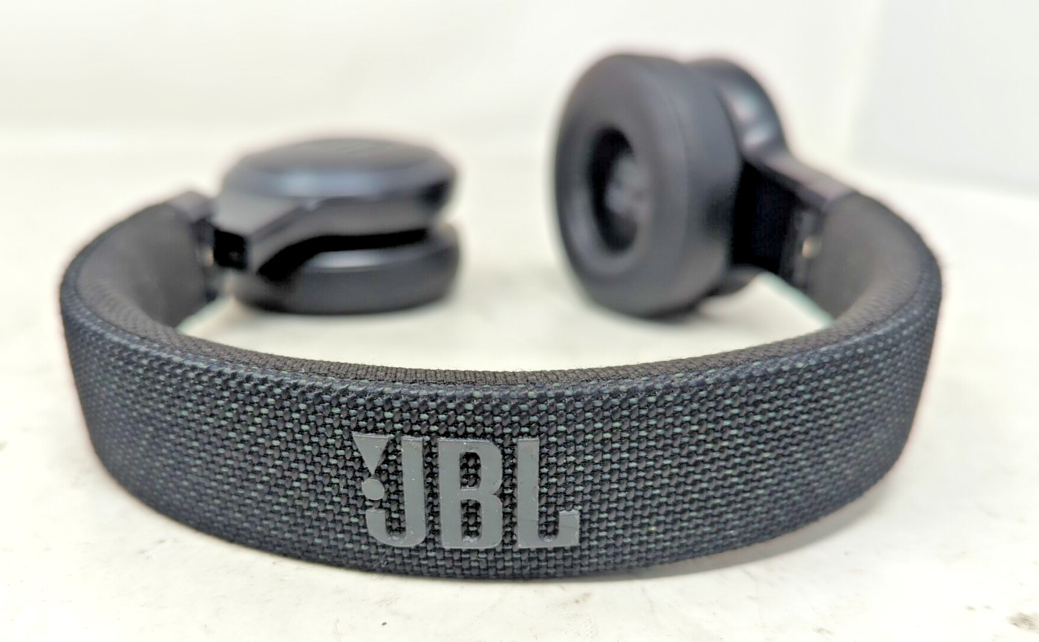 JBL Live 460NC Bluetooth Wireless On-ear Noise-Cancelling Headphones