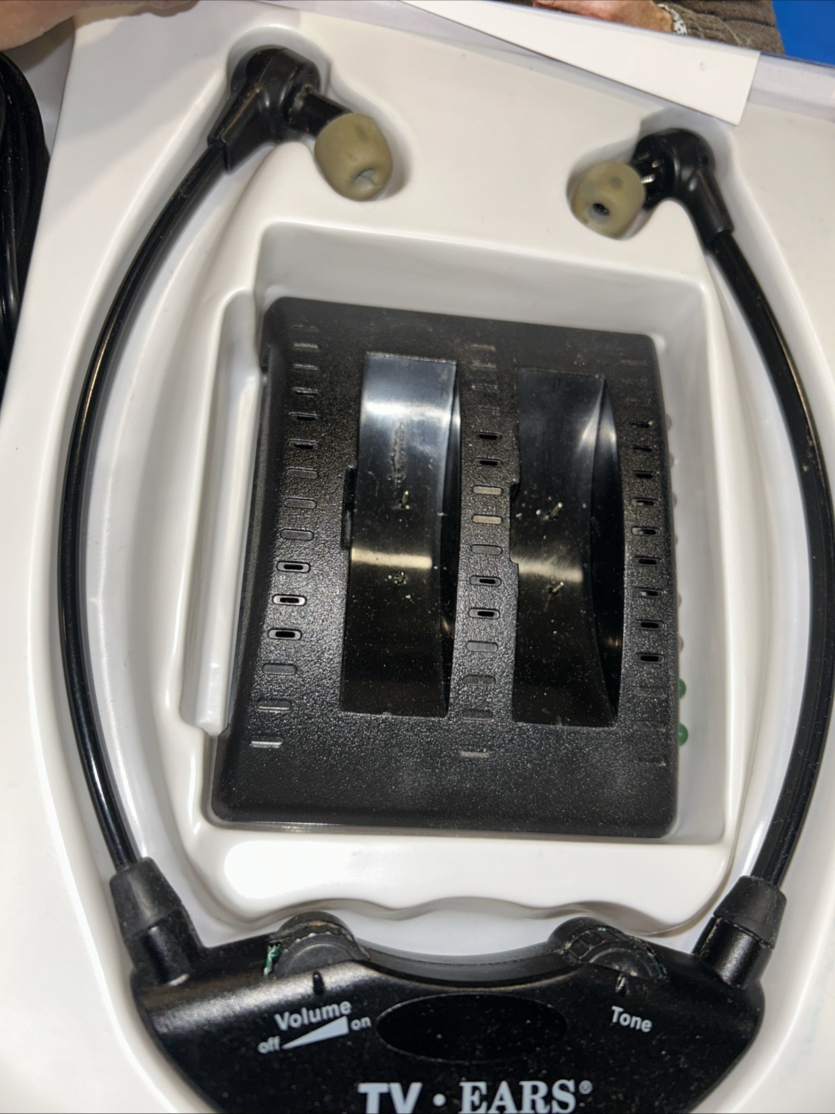 TV Ears Original System 11641 Wireless Voice Clarifying TV Headset – Version 5.0