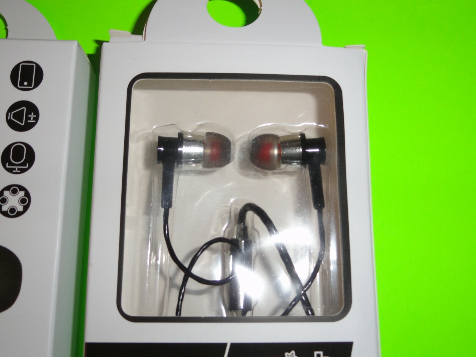 (2) Universal Mic 3.5mm Wired Headset In-Ear Stereo Headphone Earphone Ear Buds