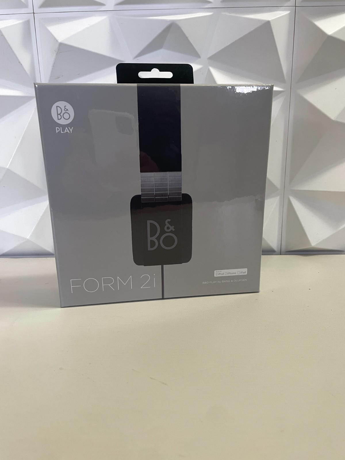 Bang & Olufsen Form 2i New Never Opened Original Black Wired Headphones