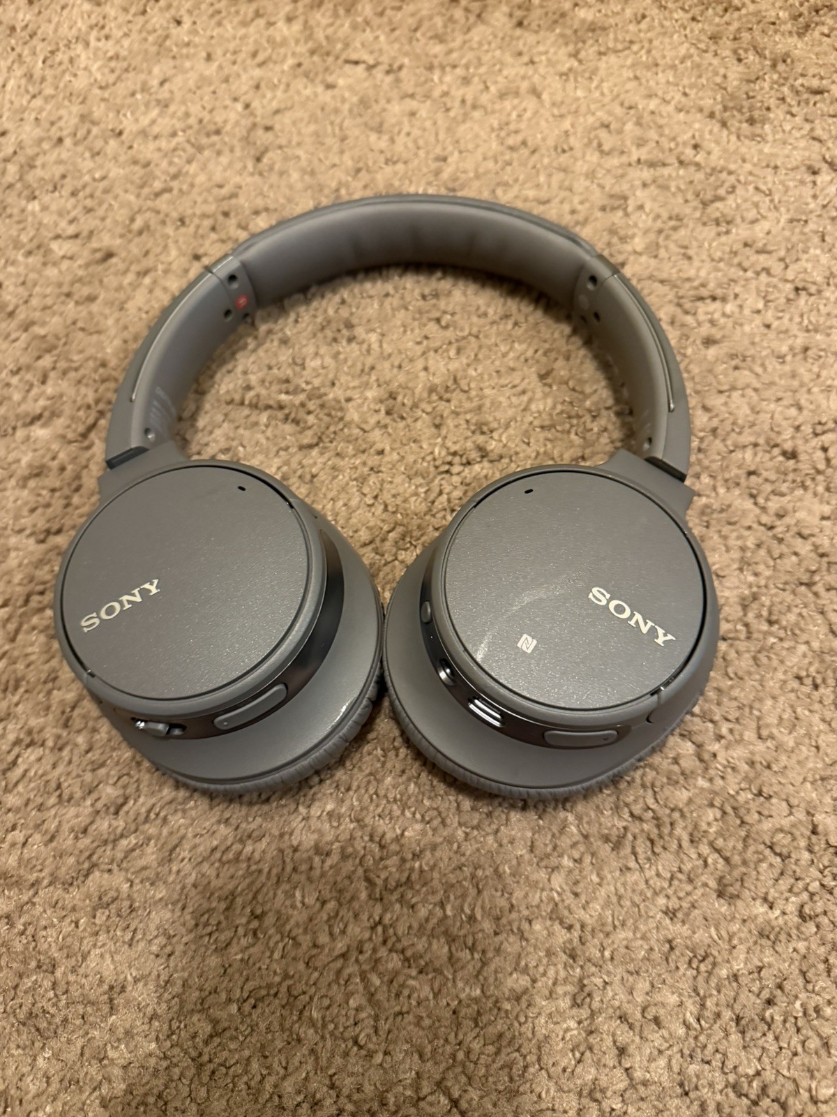 Sony WH-CH700N Wireless Over-Ear Bluetooth Headphones – Gray/Black
