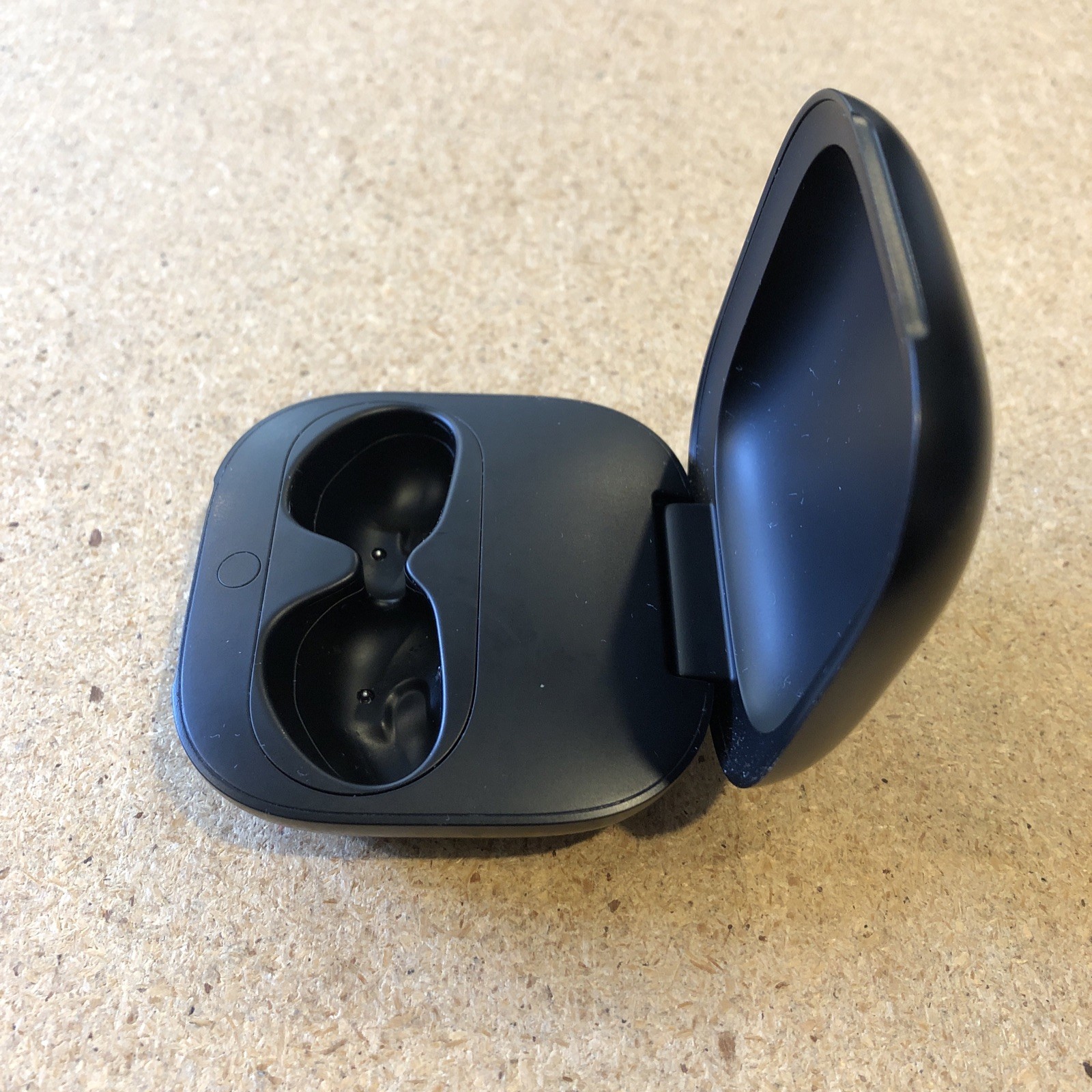 Beats Fit Pro Earbuds USB-C Charging Case Cradle Only A2578 Black Genuine
