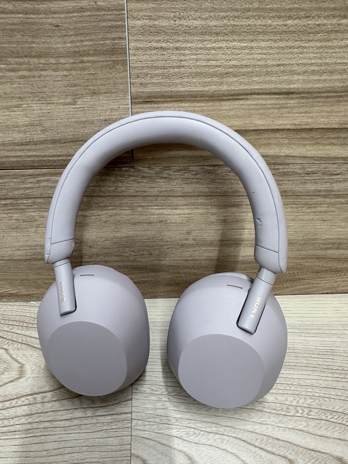 Sony WH-1000XM5 Active Noise-Cancelling Bluetooth Headphones in Smoky Pink!