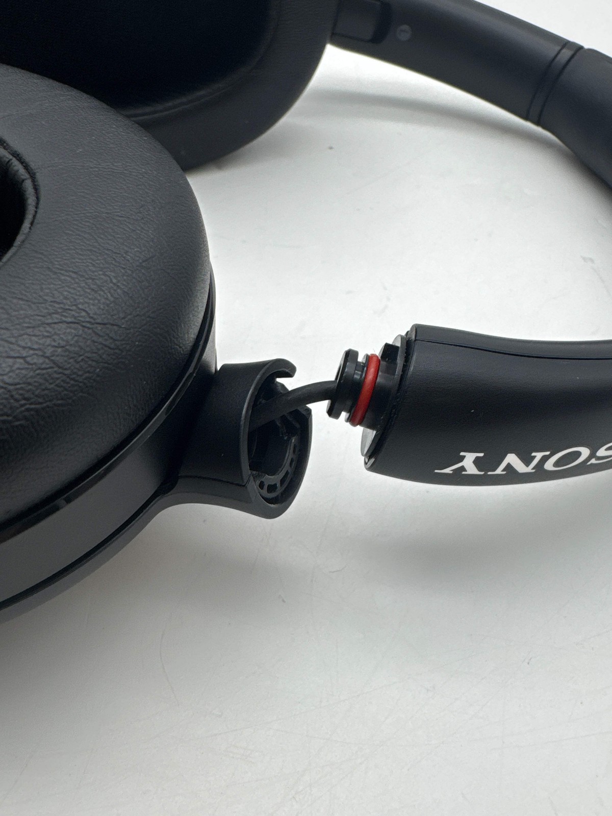 Sony ULT WEAR WH-ULT900N Over Ear Headphones With Box Broken Headband!