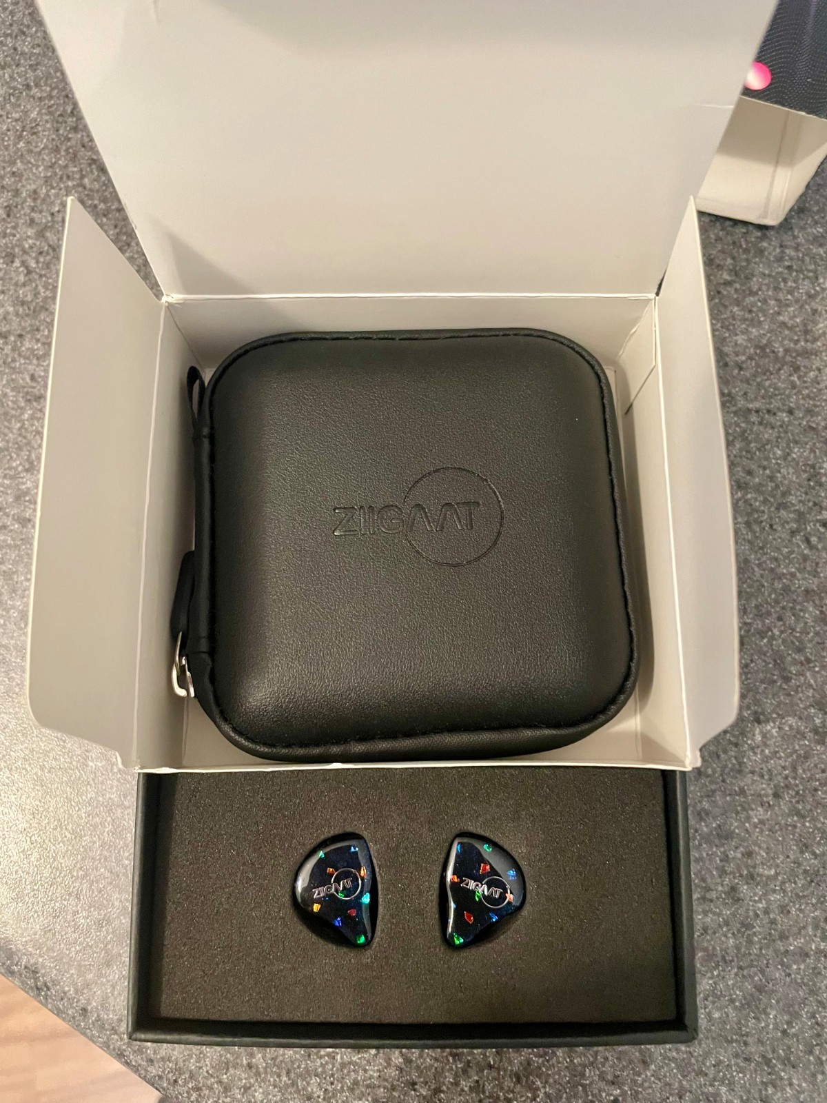 Ziigaat Doscinco 2DD+3BA Hybrid Driver IEM