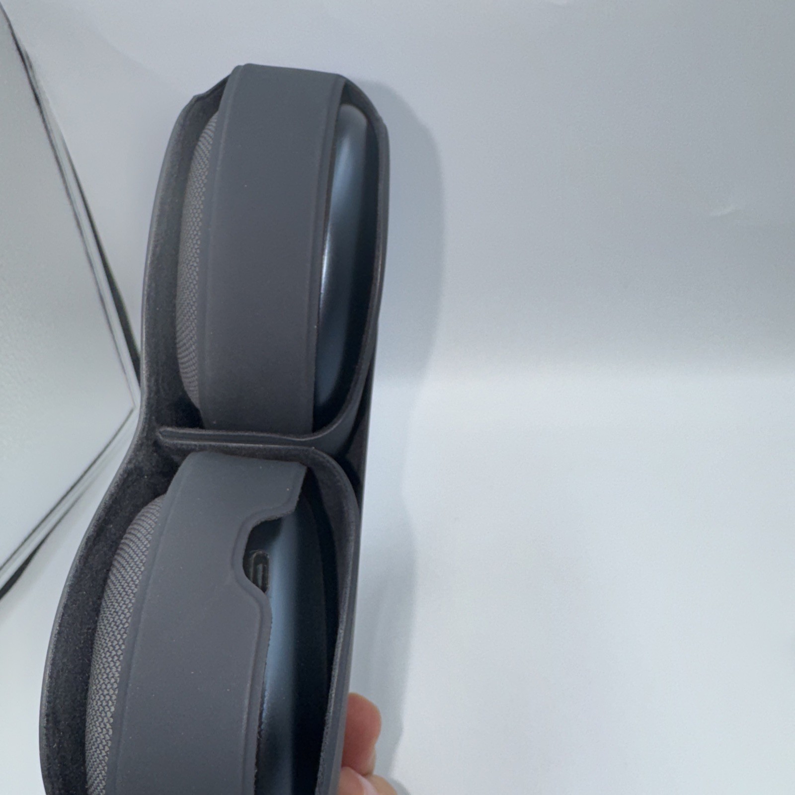Apple AirPods Max USB-C Midnight A3184 Headphones + Smart Case Tested
