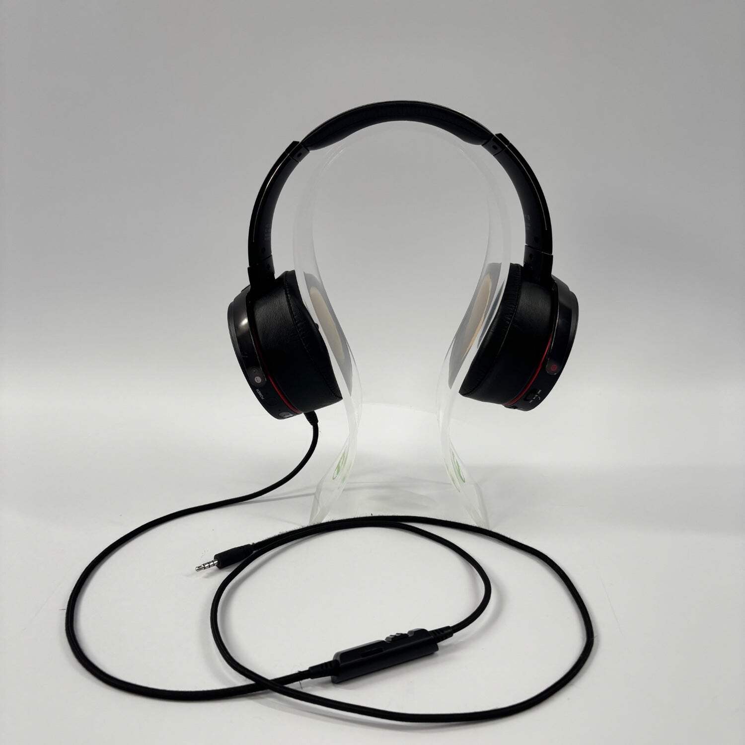 Sony MDR-XB950BT Wired Over-Ear Headphones Black