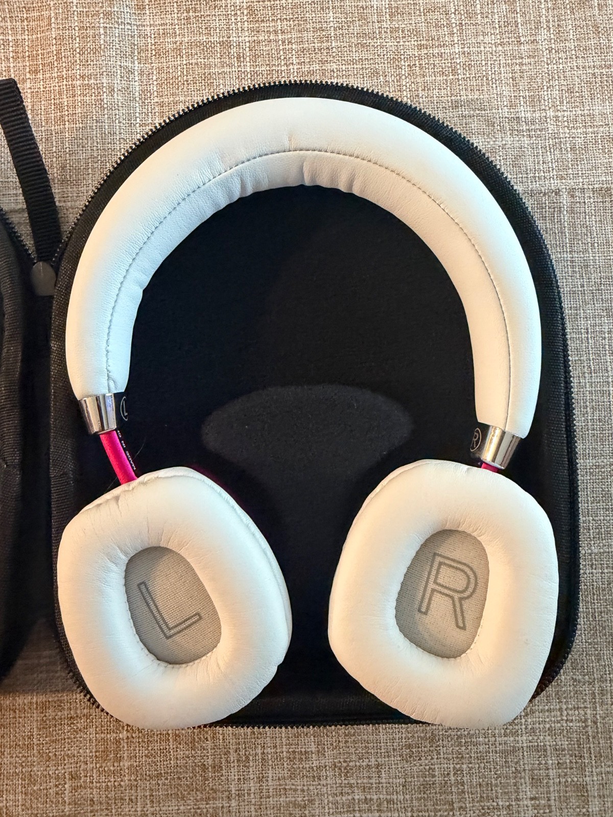 Puro Sound Labs PuroQuiets Vol. Limiting Bluetooth Headphone Pink (Never Used)