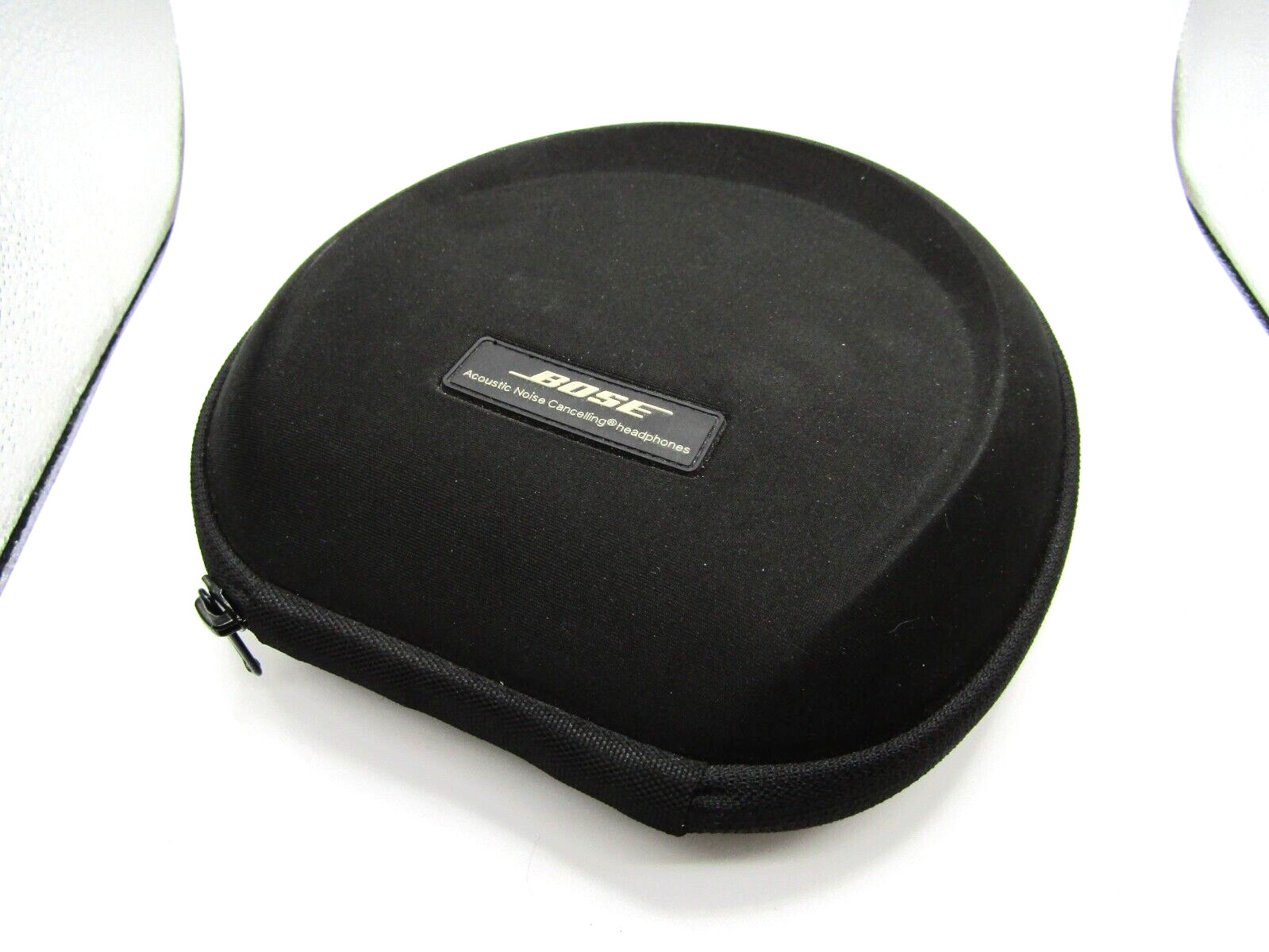 Bose Noise Canceling QC-15 Headphones w/ Case Iphone Adapter New Ear Cushions