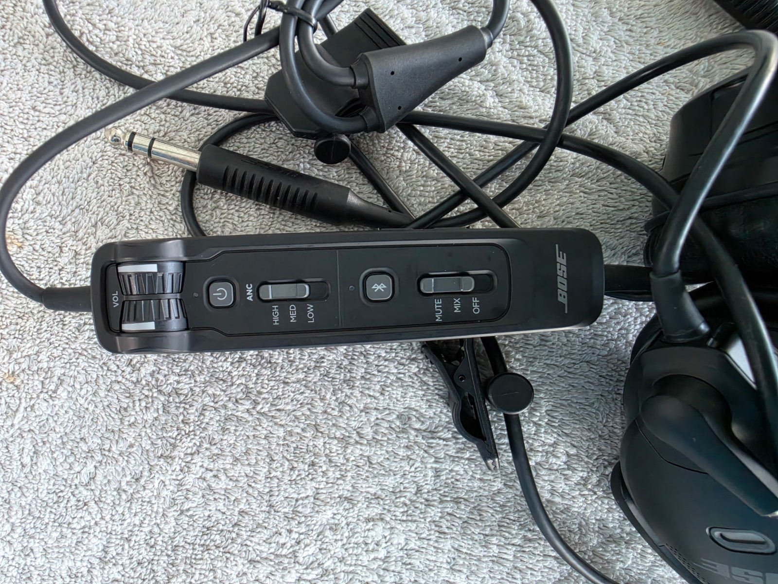 Bose A30 Aviation Headset – Noise Cancelling, Over the Ear, Bluetooth
