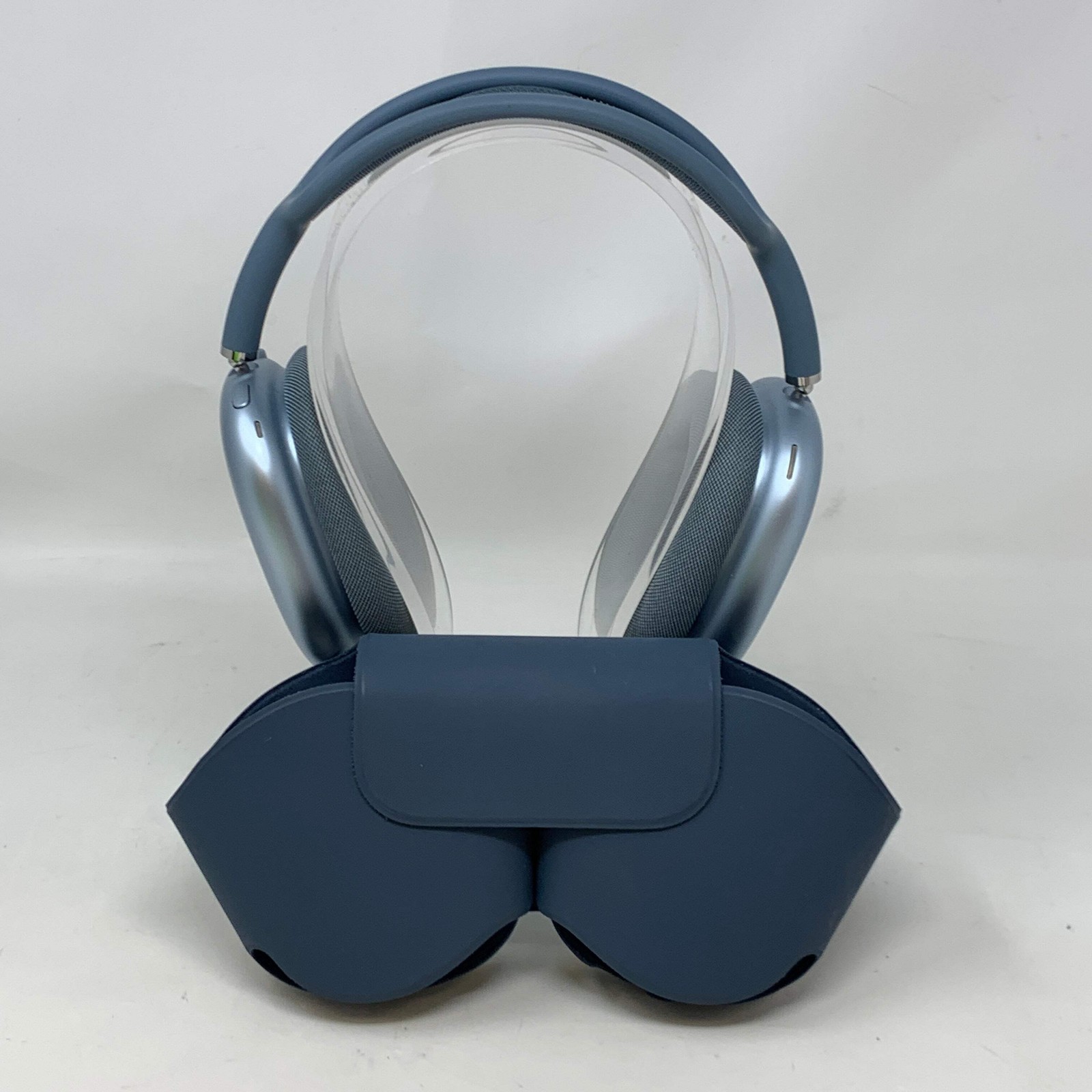 Apple AirPods Max USB-C Wireless Over-Ear Headphones Blue MWW63AM/A