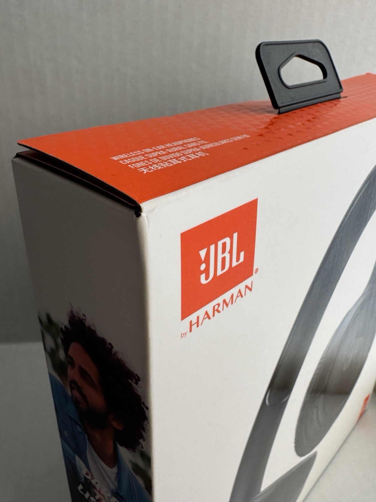 JBL Tune 520BT Wireless On Ear Headphones Bluetooth Pure Bass Black New