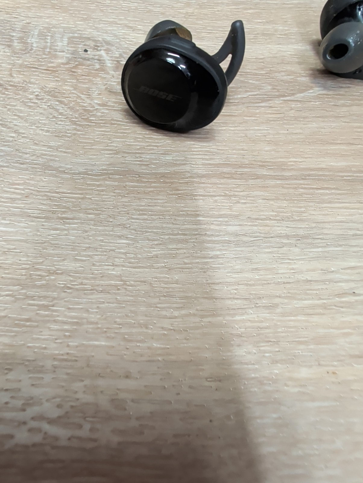 Bose Soundsport Free Wireless Headphones Earbuds Cable 423729