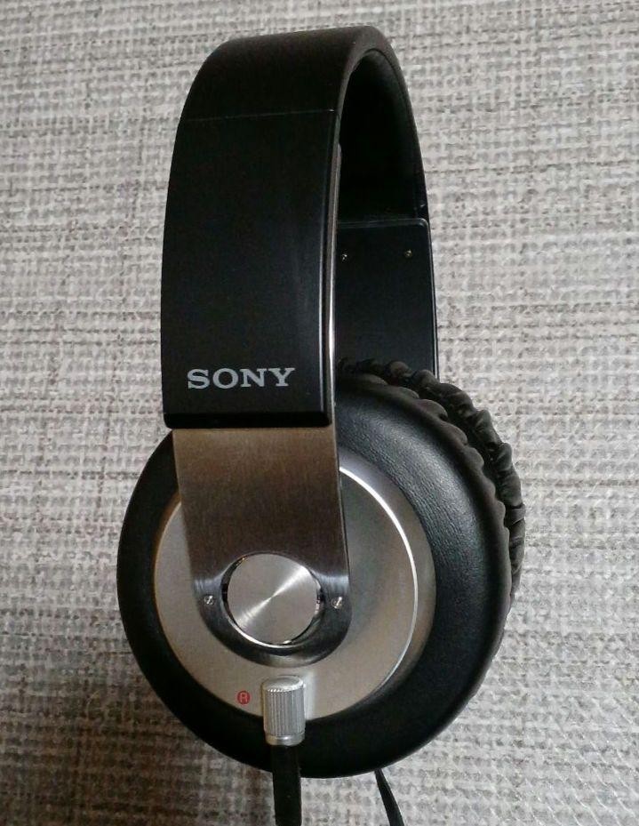 Sony Headphones MDR-XB700 EXTRA BASS