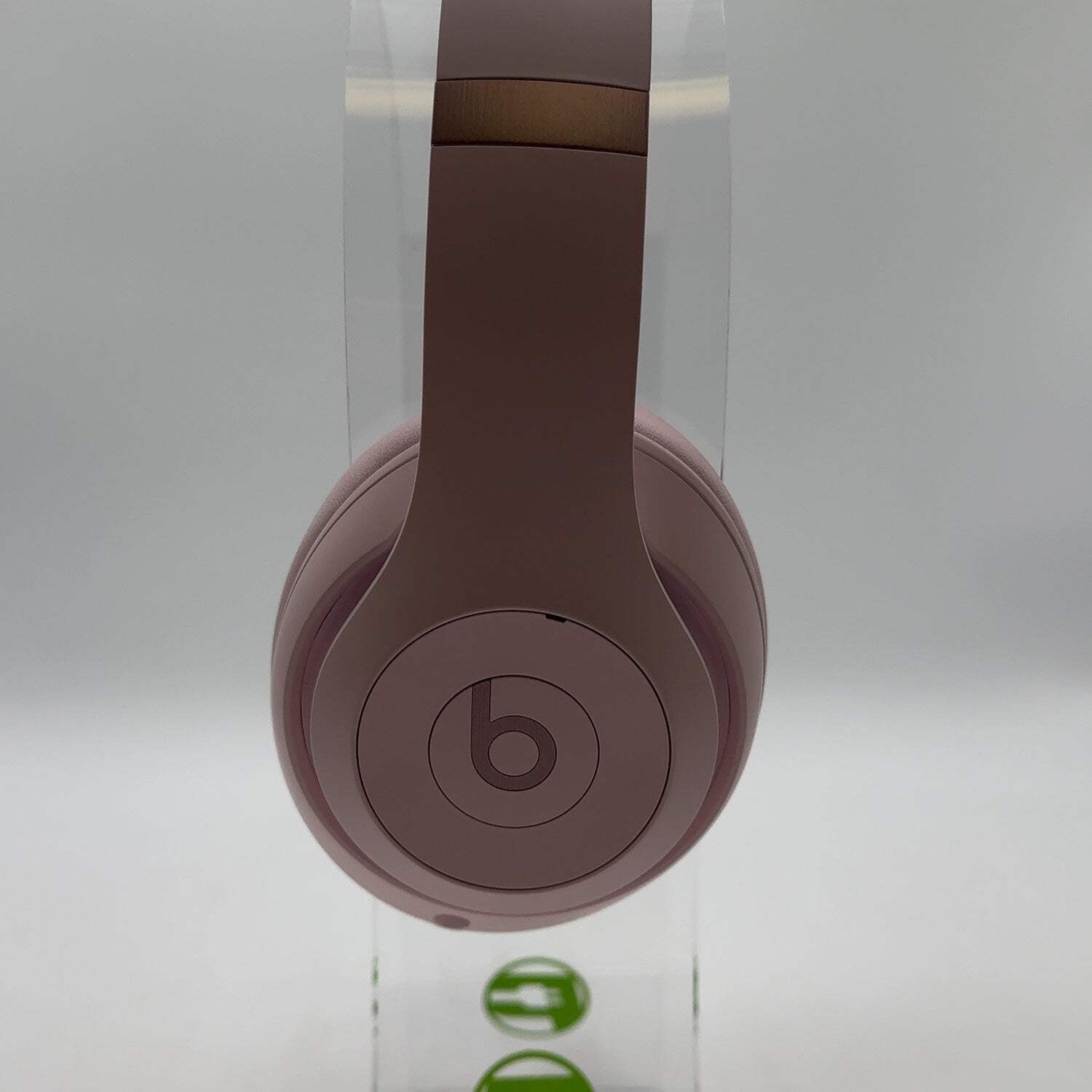 Beats Studio Pro Wireless Over-Ear Bluetooth Headphones Cloud Pink A2924