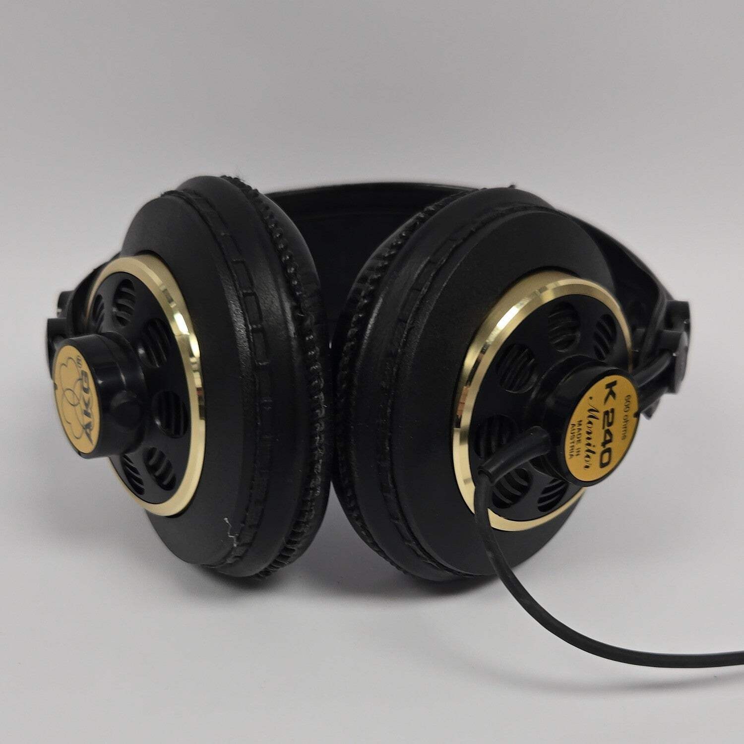 AKG K240 Professional Studio Headphone Black/Gold 2058X00130